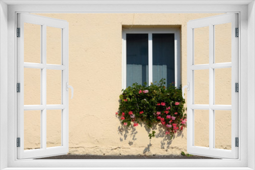 Fototapeta Naklejka Na Ścianę Okno 3D - Family house window