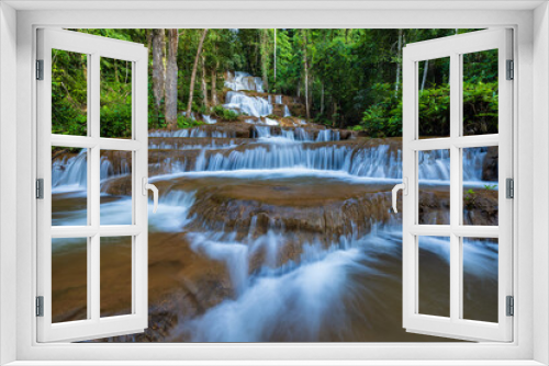 Fototapeta Naklejka Na Ścianę Okno 3D - Pha Charoen Waterfall, Beautiful waterfall in tak  province, ThaiLand.