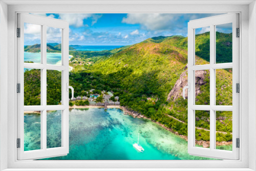 Fototapeta Naklejka Na Ścianę Okno 3D - Praslin Seychelles tropical island with withe beaches and palm trees. Aerial view of tropical paradise bay with granite stones and turquoise crystal clear waters of Indian Ocean