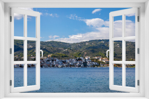 Fototapeta Naklejka Na Ścianę Okno 3D - Skiathos town on Skiathos island, Greece	