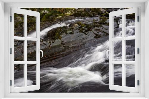 Fototapeta Naklejka Na Ścianę Okno 3D - Autum Waterfalls on River Ogwen III