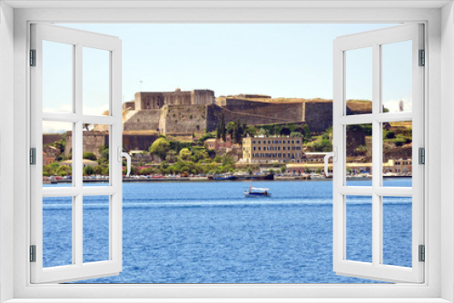 Fototapeta Naklejka Na Ścianę Okno 3D - view of the ancient fortress of Corfu town and sea, Greece
