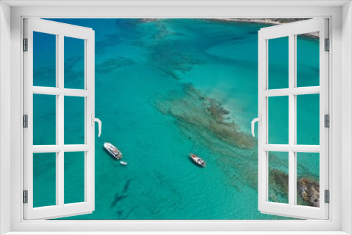 Fototapeta Naklejka Na Ścianę Okno 3D - The Beautiful ultra wide top down photo of luxury yacht in turquoise sea