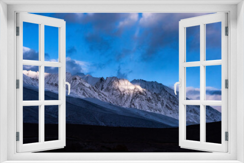 Fototapeta Naklejka Na Ścianę Okno 3D - view of beautiful himalayan views. india