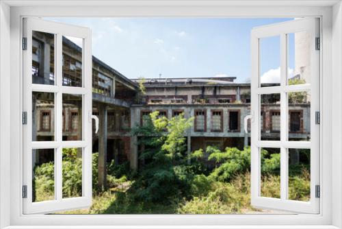 Fototapeta Naklejka Na Ścianę Okno 3D - Details of an old abandoned factory