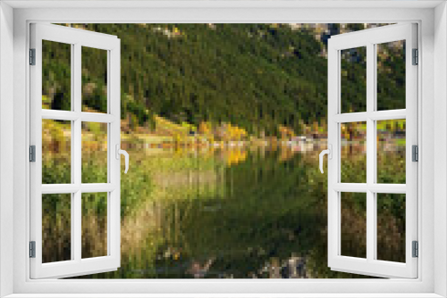Fototapeta Naklejka Na Ścianę Okno 3D - Lake Haldensee in the Tannheimer valley with mountain Rote Flüh in fall