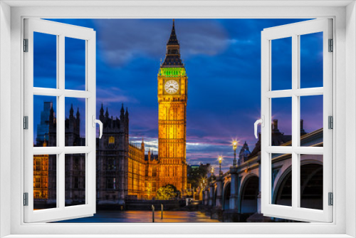 Fototapeta Naklejka Na Ścianę Okno 3D - Big Ben Clock Tower and Parliament house at city of westminster,