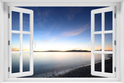 Fototapeta Naklejka Na Ścianę Okno 3D - 美しい夜明けの海