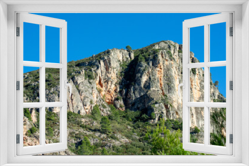 Fototapeta Naklejka Na Ścianę Okno 3D - Montaña