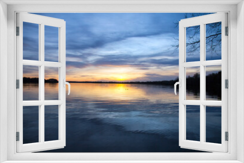 Fototapeta Naklejka Na Ścianę Okno 3D - Lake at sunset with a beautiful refletion in the water
