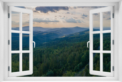 Fototapeta Naklejka Na Ścianę Okno 3D - Piękny widok z gór