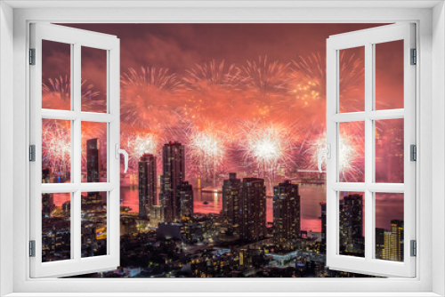Fototapeta Naklejka Na Ścianę Okno 3D - Aerial View of Macy's NYC 4th of July Fireworks
