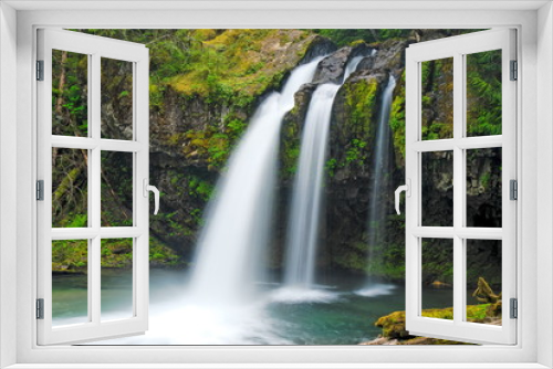 Fototapeta Naklejka Na Ścianę Okno 3D - Iron Falls, Washington