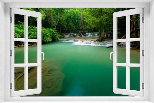 Fototapeta Naklejka Na Ścianę Okno 3D - Thailand waterfall in Kanjanaburi (Huay Mae Kamin)