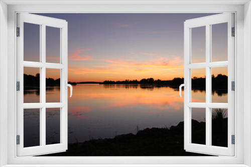 Fototapeta Naklejka Na Ścianę Okno 3D - Sunset on the Lake of Der Champage Grand Est France