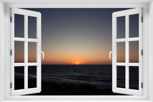 Fototapeta Naklejka Na Ścianę Okno 3D - perth sunset over ocean