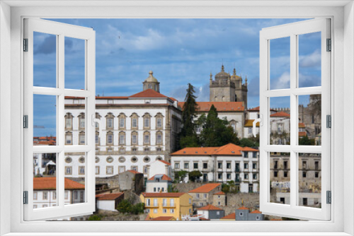 Fototapeta Naklejka Na Ścianę Okno 3D - View and architecture of the beautiful town of Porto in Portugal