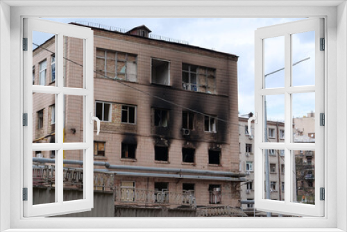 Fototapeta Naklejka Na Ścianę Okno 3D - After bombing, dwelling house destroyed by russian missile in Kyiv city, Ukraine