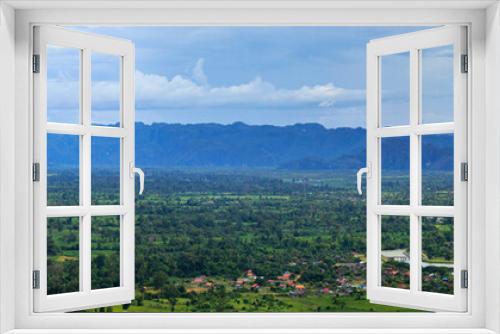 Fototapeta Naklejka Na Ścianę Okno 3D - View of the Khammouane valley , in the center of laos