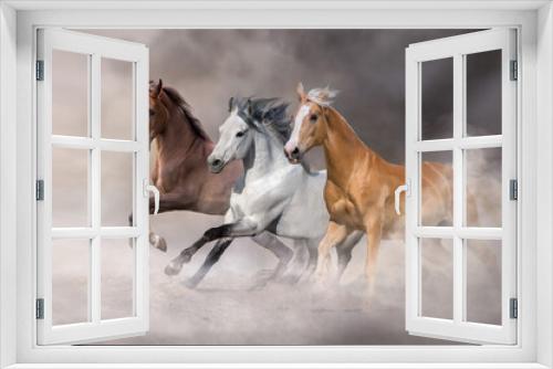 Fototapeta Naklejka Na Ścianę Okno 3D - Horse herd run in desert