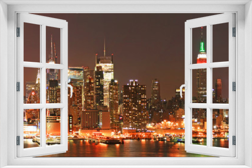 Fototapeta Naklejka Na Ścianę Okno 3D - Manhattan panaroma skyline at Christmas Eve