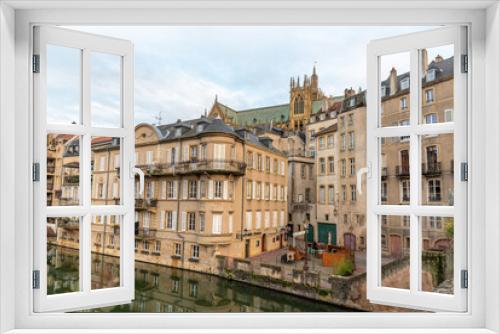 Fototapeta Naklejka Na Ścianę Okno 3D - Metz Mossele , França
A cidade de Metz com as suas belas Catedrais Igrejas e templos , Banhadas pelo rio Mossele
