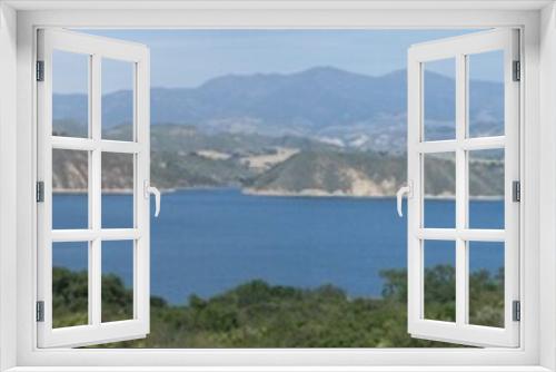 Fototapeta Naklejka Na Ścianę Okno 3D - Cachuma Lake California panorama