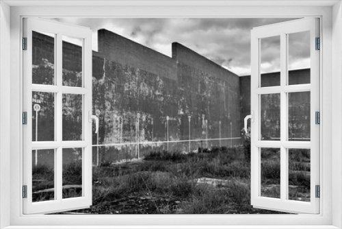 Fototapeta Naklejka Na Ścianę Okno 3D - FRONTON ABANDONADO