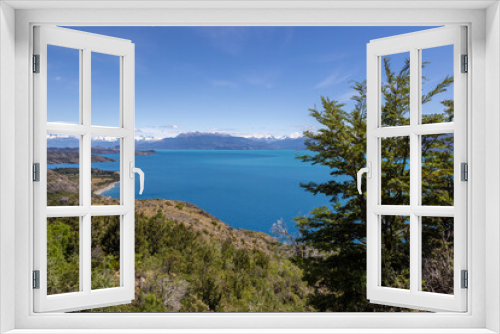 Fototapeta Naklejka Na Ścianę Okno 3D - View over the beautiful Lago General Carrera in southern Chile 
