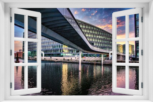 Fototapeta Naklejka Na Ścianę Okno 3D - bridge over the canal in Copenhagen at sunset