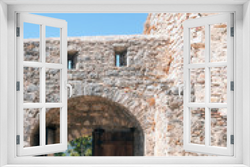 Fototapeta Naklejka Na Ścianę Okno 3D - Famous castle of Templar knights at Nafpctos in Greece