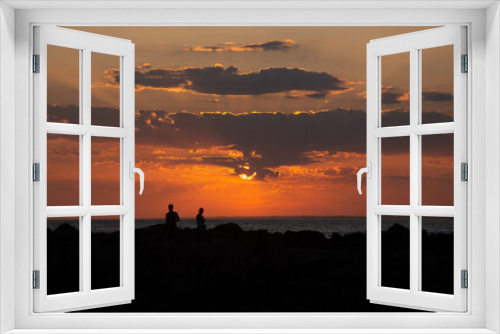 Fototapeta Naklejka Na Ścianę Okno 3D - silhouette of a person at sunset