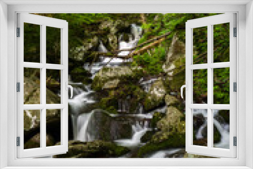 Fototapeta Naklejka Na Ścianę Okno 3D - Crabtree Falls Virginia
