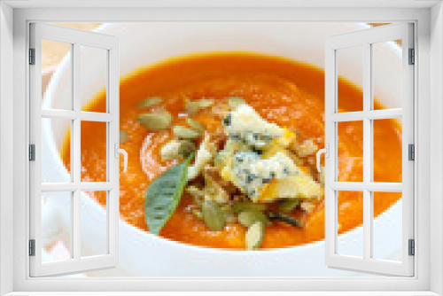 Fototapeta Naklejka Na Ścianę Okno 3D - delicious soup with pumpkin and blue cheese