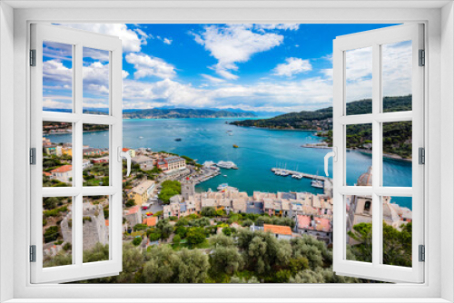 Fototapeta Naklejka Na Ścianę Okno 3D - Porto Venere marina in Italy panorama
