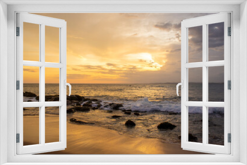 Fototapeta Naklejka Na Ścianę Okno 3D - Beautiful tropical sunset on the sandy coast