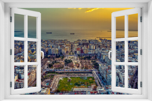 Fototapeta Naklejka Na Ścianę Okno 3D - Aerial view of famous Aristotelous Square in Thessaloniki city at twilight, Greece.