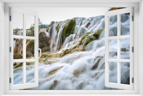 Fototapeta Naklejka Na Ścianę Okno 3D - pearls beach waterfall