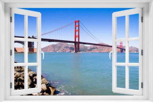 Fototapeta Naklejka Na Ścianę Okno 3D - Vue sur le Golden Gate
