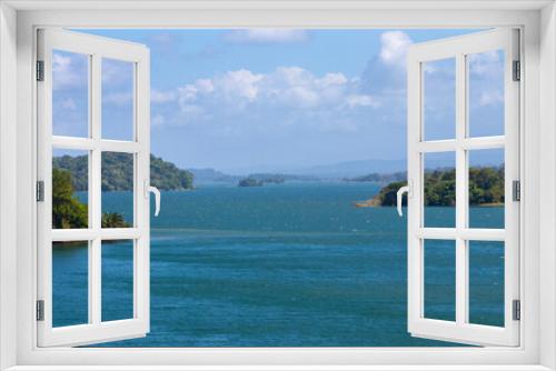 Fototapeta Naklejka Na Ścianę Okno 3D - Caribbean Blue sea Panama Canal