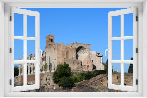 Fototapeta Naklejka Na Ścianę Okno 3D - Roman Empire, Archeology Pieces, Rome, Italy