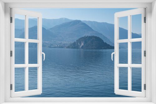 Fototapeta Naklejka Na Ścianę Okno 3D - Lake Como and Varenna's Villa di Monastero, Italy