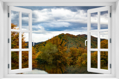 Fototapeta Naklejka Na Ścianę Okno 3D - autumn in the mountains