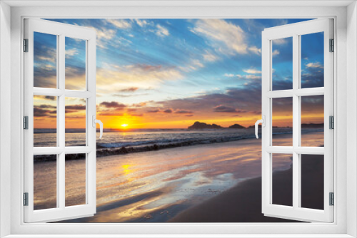 Fototapeta Naklejka Na Ścianę Okno 3D - Tropical sunset