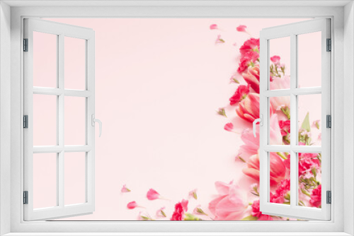 Fototapeta Naklejka Na Ścianę Okno 3D - beautiful spring flowers on pink background
