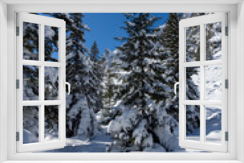 Fototapeta Naklejka Na Ścianę Okno 3D - Winter view of Rila Mountain near Malyovitsa peak, Bulgaria