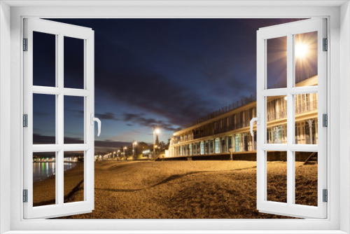 Fototapeta Naklejka Na Ścianę Okno 3D - Victorian Promenade Beach Huts