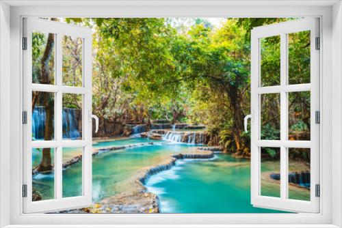 Fototapeta Naklejka Na Ścianę Okno 3D - Cascada laos