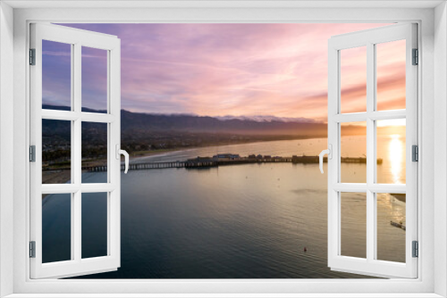 Fototapeta Naklejka Na Ścianę Okno 3D - Sunrise in Santa Barbara, California. Ocean and Beautiful sky in Background. USA