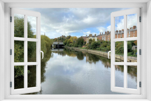 Fototapeta Naklejka Na Ścianę Okno 3D - A view of the River Severn in Shrewsbury